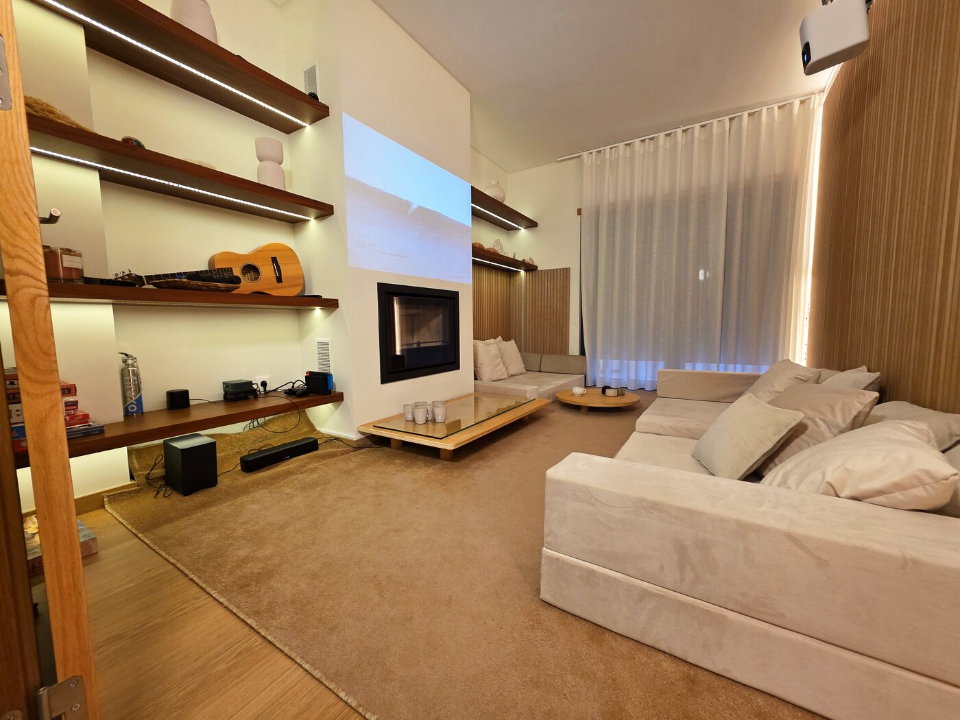 Survana living room